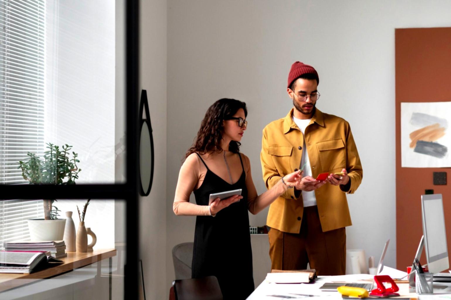 Team collaboration and development at praveniloctra offices